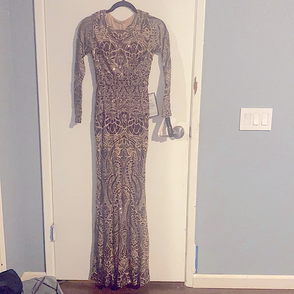 Petite Betsy & Adam placed sequin gown
